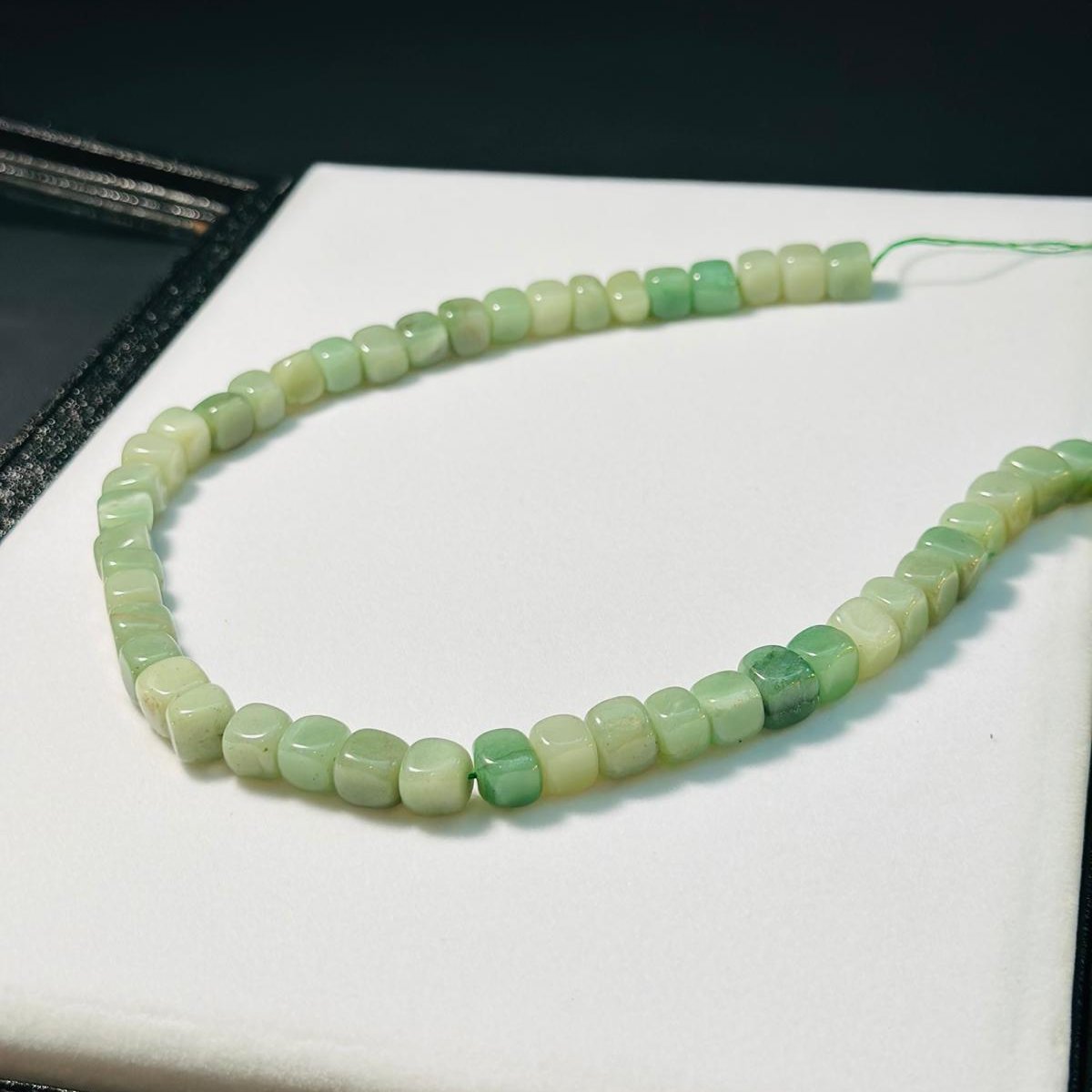 Jade square shaped beads