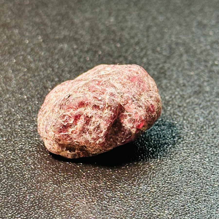 Rough Rhodolite Garnet from Afghanistan